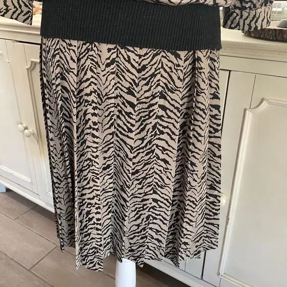 Vintage Liz Petites Inc Leopard Dress Size 8 - Picture 6 of 9